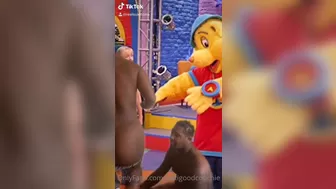 sukigoodcoochie onlyfans Blonde girl caresses shaved cunt