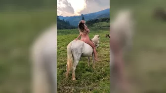 saraunderwood onlyfans Big boobed slut dancing striptease