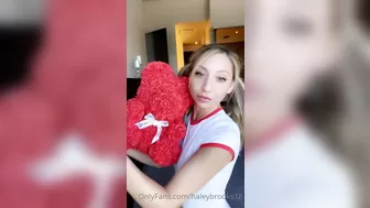 Haley Brooks onlyfans Opening my ass for you on the chaturbate