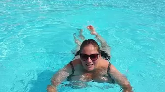 thenadinejansen onlyfans Feral bitches masturbate cunt and cum