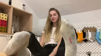 Young Goddess aka young onlyfans Beautiful chick fucks a fat man