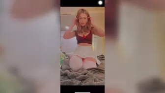 Lacy Lotus onlyfans Beautiful bitch dancing striptease