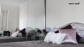 Showing my Identity, Singing and Striptease_Pee-nelope_720p