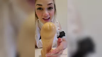 YuMae onlyfans sex toy online chat with busty whore