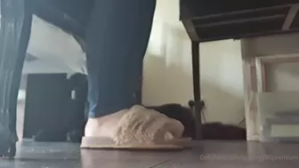Queengf90 onlyfans shaking tits to music