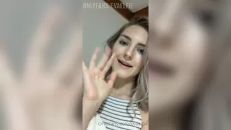 eva elfie onlyfans Skinny girl posing nude