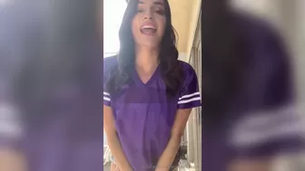 emily willis onlyfans Modest American Girl Nipple Play