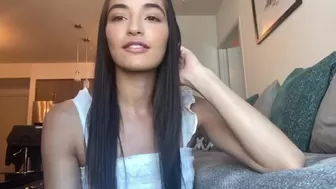 emily willis onlyfans Elegant hottie caresses the cap and shows the chest