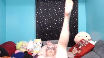 Pinky_Powers onlyfans swallows a toy