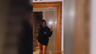 callmeslooo onlyfans Leggy babe