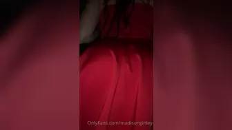 madisonginley onlyfans Busty blonde is sucking a wet pink hole