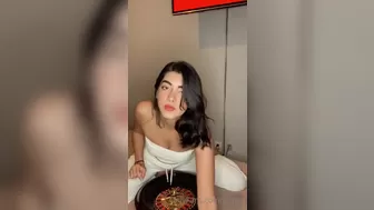 Pupau onlyfans sex toy video masturbation with horny brun