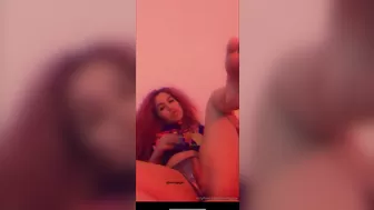 peachyriya onlyfans Gorgeous lady pulls her wet pink hole with her hand