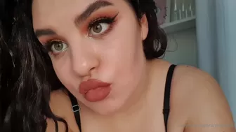 Anna Sivona aka annasivona onlyfans Petite babe gently masturbates cunt