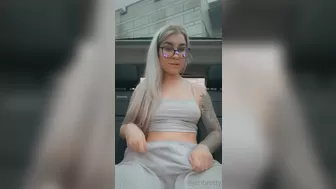 JEN BREETY onlyfans gently fucks her wet pink hole