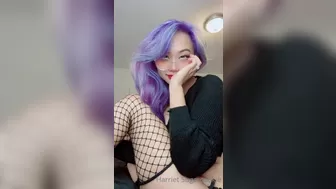 Harriet Sugarcookie onlyfans Luxurious bitch in no hurry to undress