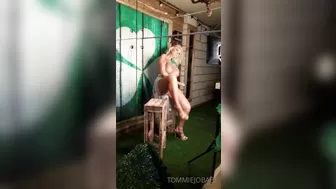 tommiejobabe onlyfans Luscious babe undresses and pulls wet pink hole