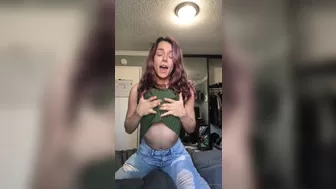 nocapesnicole onlyfans Sexy hottie relish sucks sex toy