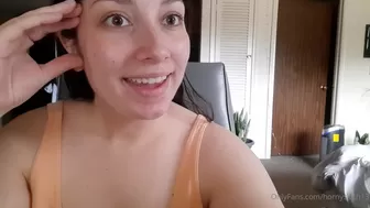 Ashley hornysloth13 onlyfans Lustful plump bitch spreads her legs and jerks off her cunt