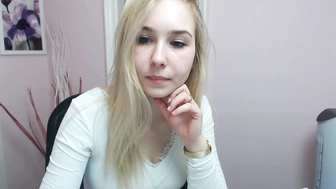 lila_page знает как довести себя до оргазма