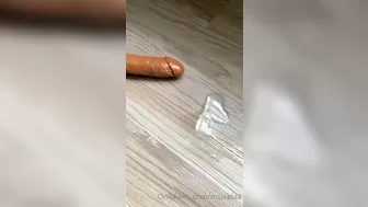 msixelaa onlyfans  golden rain in a beer glass