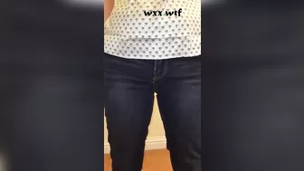Wetting my Jeans_Lady of the Fountain_720p