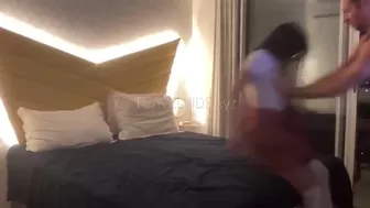 TravelVids Ardent confused jumps on the dick