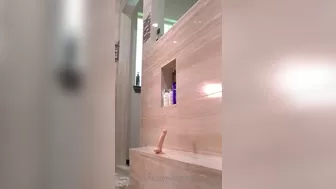 Lee - BigTittyGothEgg onlyfans Naughty brunette seduces with big booty