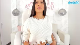 dezzire Beautiful harlot dancing striptease