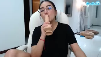 alexyferrer  and her attractive pussy