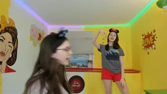 willa_wilkins_ chaturbate Sexy chicks are naughty