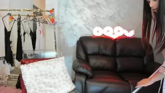 hotfallingdevil chaturbate Redhead babe exposes her delicious shape