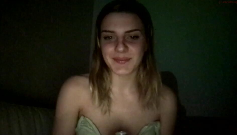 Liliberri chaturbate Busty hottie caresses nipples - wxx.wtf