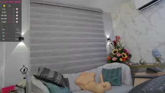 letiziafulkers1 chaturbate Skinny beauty jerks off in her shower