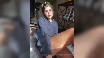 hornyprogrammer onlyfans Squirting from attractive