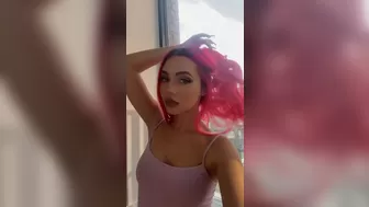Nacre_Victoire onlyfans Elite slut jerks off dildo