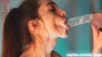 angels_kiss chaturbate Busty prostitute erotic posing