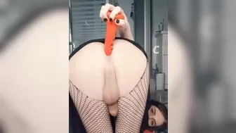 your_witch_alba chaturbate Busty bitch posing naked