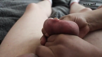 Чрезвычайно болезненное сжатие яиц - Pornhub.com