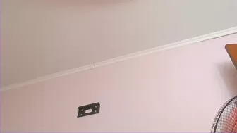 laurasweety18 chaturbate  slut fucks bear
