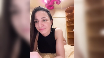 bongacams_ -ANN- просит токены своей дырочкой