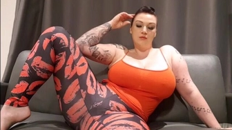 Harmony Reigns onlyfans Beauty in stockings jerking her pussy with a phallus