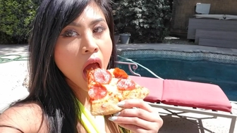 Embersnow onlyfans Busty babe gently pulls pussy