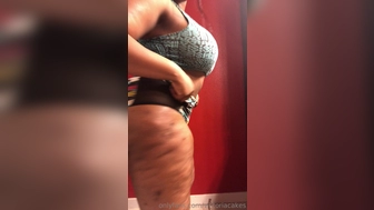 Victoria Cakes VIP aka victoriacakes onlyfans Cute krala gets exposed on camera