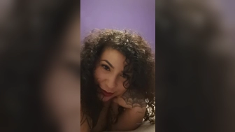 queenazita onlyfans  fucks hairy cunt