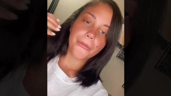 ScarletRed onlyfans Babe caresses shaved pussy