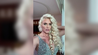 Phoenix Marie aka phoenixmarie onlyfans Bright couple has passionate sex