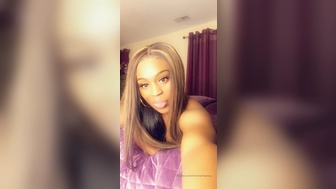 mochameanass onlyfans A young doll is naughty with a vibrator