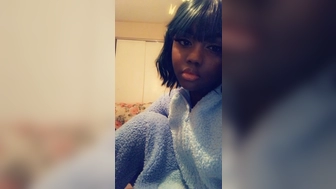 littledolljplay onlyfans Babe with a huge ass jerks off both holes