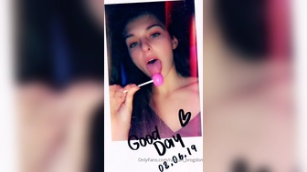 leahgotti_ onlyfans Cute blonde fucks herself with a phallus